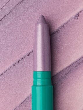 Thrive Causemetics
Brilliant Eye Brightener
